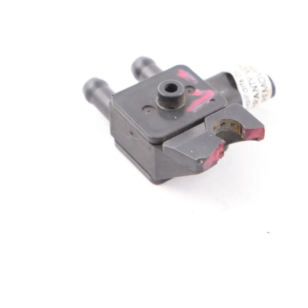 Differential Pressure Sensor BMW E90 E91 LCI F10 F20 F21 F22 F30 - SKU 7805758 - Part number 7805758
