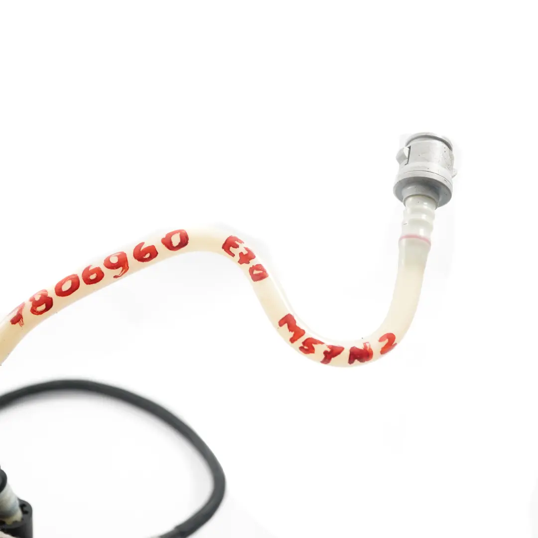 3.0sd M57N2 Feed Pipe Hose X6 E71 to Fuel Line BMW X5 E70 3.0d with Part number 7806960 Fuel Line BMW X5 E70 3.0d 3.0sd M57N2 Feed Pipe Hose X6 E71 - SKU 7806960 - Part number 7806960