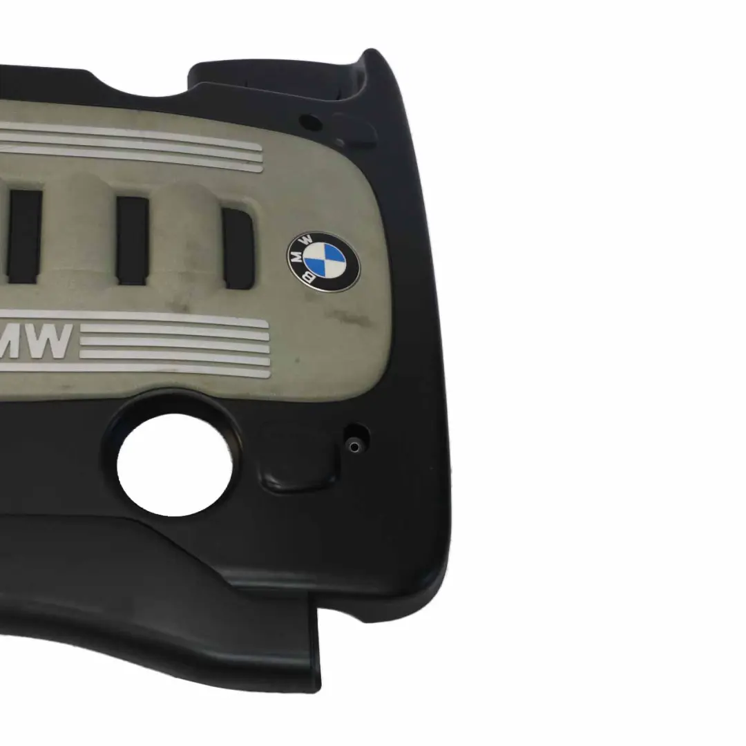 M57N2 Moteur Diesel Cache Acoustique pour BMW E60 E61 E65 E83 à propos du numéro de pièce 7788908 BMW E60 E61 E65 E83 M57N2 Moteur Diesel Cache Acoustique - SKU 7807240 - Numéro de pièce 7788908