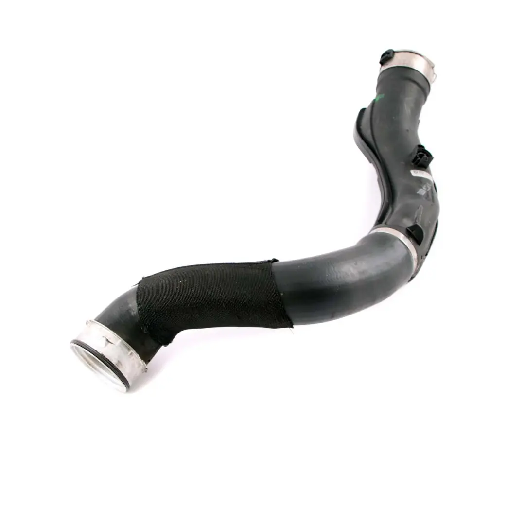 N57 N57S Wąż Rura Przewód Powietrza Intercoolera do BMW E70 LCI E71 o numerze 7807986 BMW E70 LCI E71 N57 N57S Wąż Rura Przewód Powietrza Intercoolera - SKU 7807986 - Numer Części 7807986
