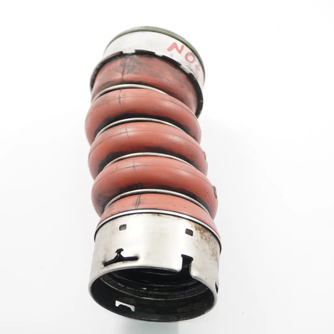 N57 Przewód Rura Dolot Intercooler do BMW E70N E71 F15 F16 Diesel o numerze 7807987 BMW E70N E71 F15 F16 Diesel N57 Przewód Rura Dolot Intercooler - SKU 7807987 - Numer Części 7807987