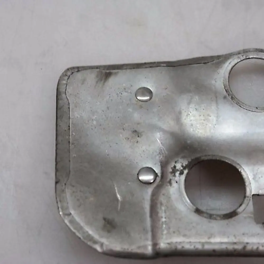 M47N2 Cylinder Head Heat Protection Shield Cover to BMW 1 3 Series E87 E90 E91 with Part number 7804384 BMW 1 3 Series E87 E90 E91 M47N2 Cylinder Head Heat Protection Shield Cover - SKU 7808004 - Part number 7804384