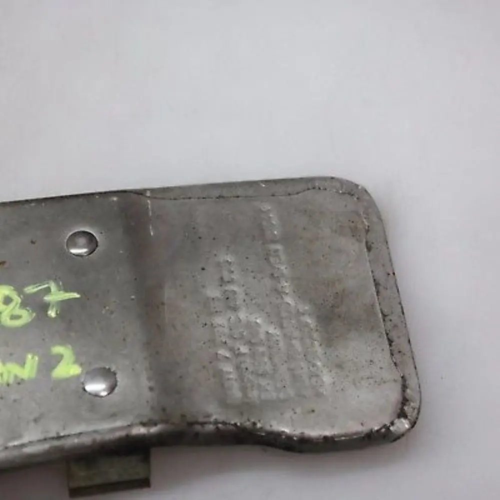 M47N2 Hitzeschild Zylinderkopfhaube für BMW 1 3 er E87 E90 E91 mit Teilenummer 7804384 BMW 1 3 er E87 E90 E91 M47N2 Hitzeschild Zylinderkopfhaube - SKU 7808004 - Teilenummer 7804384