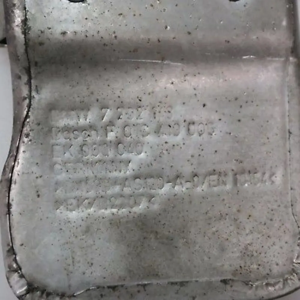 M47N2 Hitzeschild Zylinderkopfhaube für BMW 1 3 er E87 E90 E91 mit Teilenummer 7804384 BMW 1 3 er E87 E90 E91 M47N2 Hitzeschild Zylinderkopfhaube - SKU 7808004 - Teilenummer 7804384