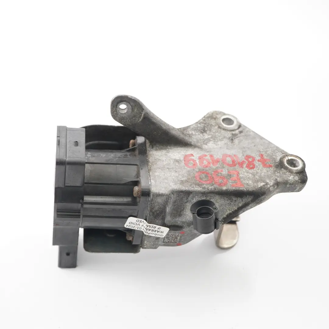 Actuator BMW E90 N47 Solénoïde contrôle de la pression suralimentation du turbo pour à propos du numéro de pièce 7810199 Actuator BMW E90 N47 Solénoïde contrôle de la pression suralimentation du turbo - SKU 7810199-1 - Numéro de pièce 7810199