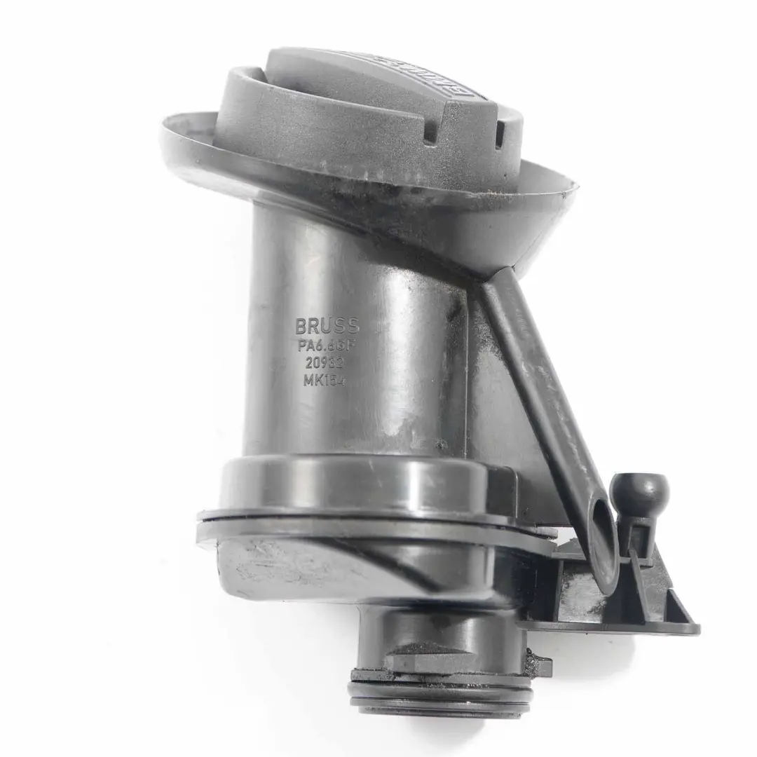  Öl einfüll stutzen BMW X3 F25 X5 F15 N47N Zylinderkopf Rohr deckel - SKU 7810587 - Teilenummer 7810587