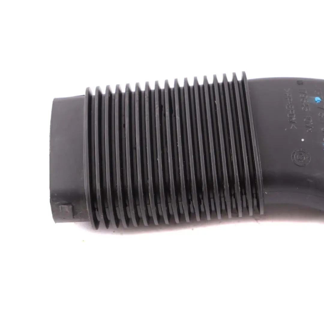 Gomma Boot Tube Aria aspirazione Silenziatore Tubo Diesel per BMW X3 F25 con numero di parte 7811018 BMW X3 F25 Gomma Boot Tube Aria aspirazione Silenziatore Tubo Diesel - SKU 7811018 - Numero di parte 7811018
