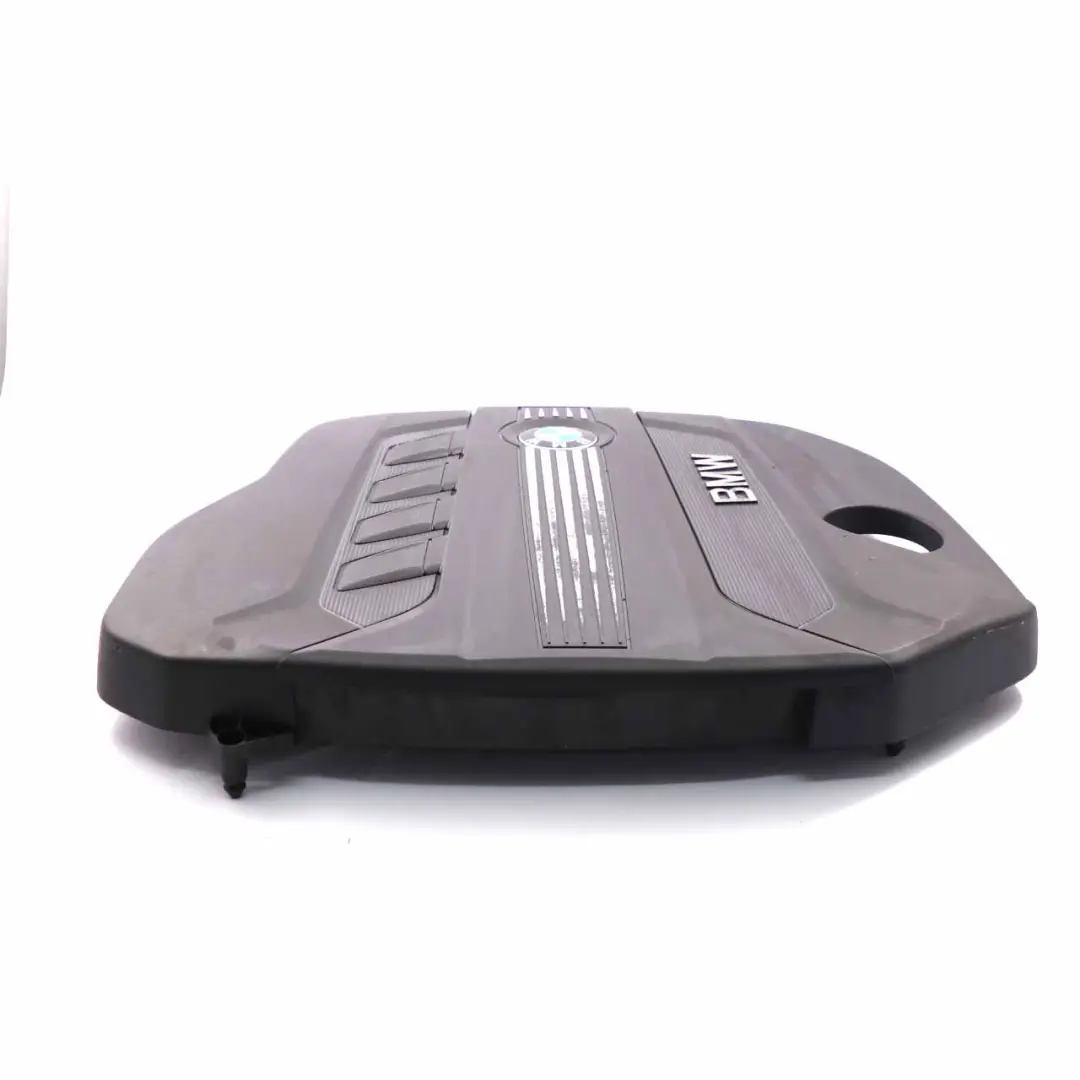 N47N Motore Diesel Rivestimento acustico Pannello superiore per BMW X3 F25 con numero di parte 7811024 BMW X3 F25 N47N Motore Diesel Rivestimento acustico Pannello superiore - SKU 7811024 - Numero di parte 7811024