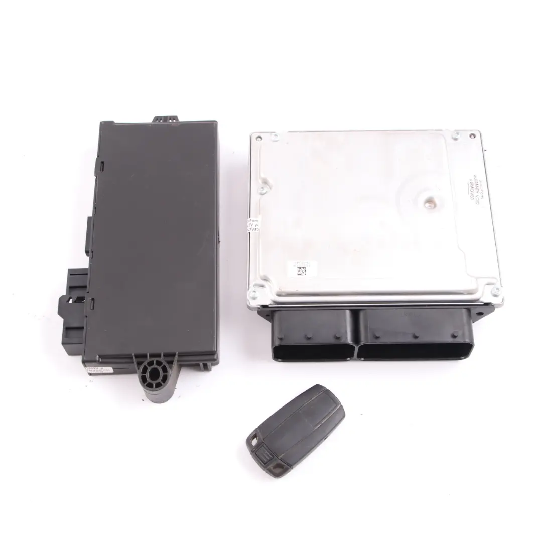 BMW E87 N47S 123d Komputer Silnika ECU - SKU 7811702-2 - Numer Części 7811702