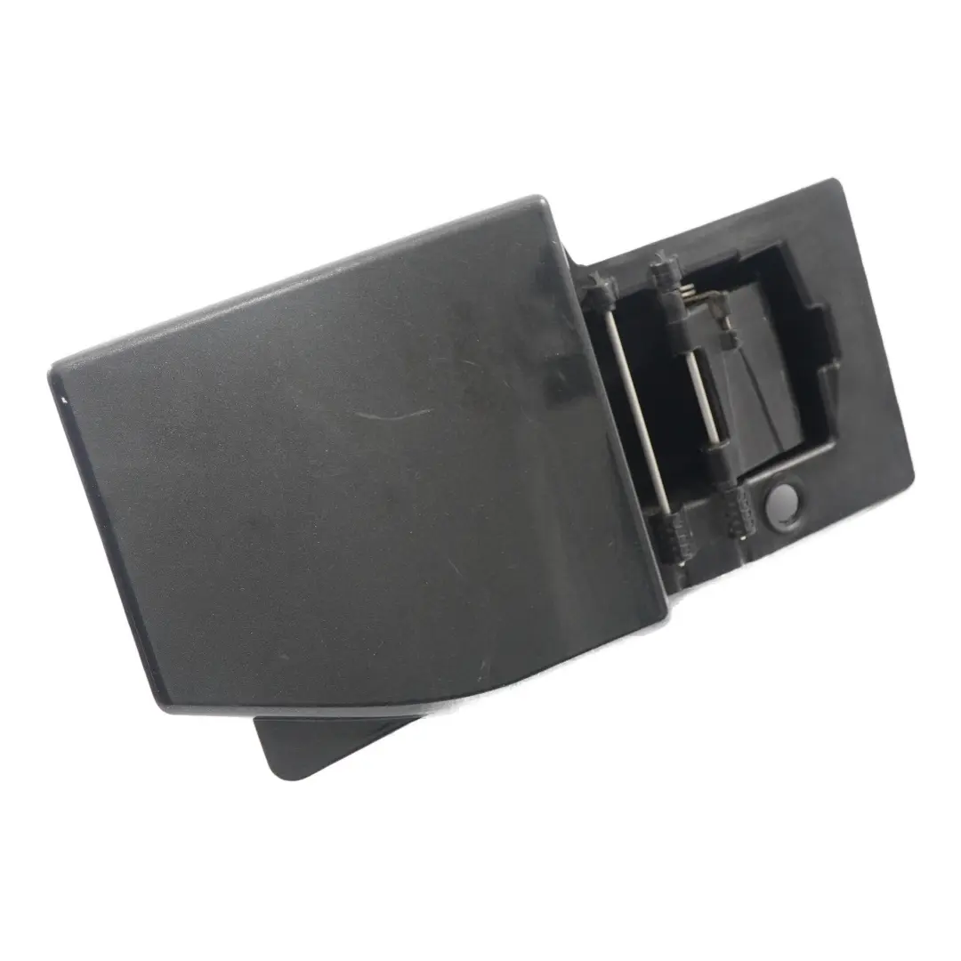 Renault Trafic 3 Vauxhall Vivaro B Fuel Filler Flap Body Housing - SKU 781207731R - Part number 781207731R