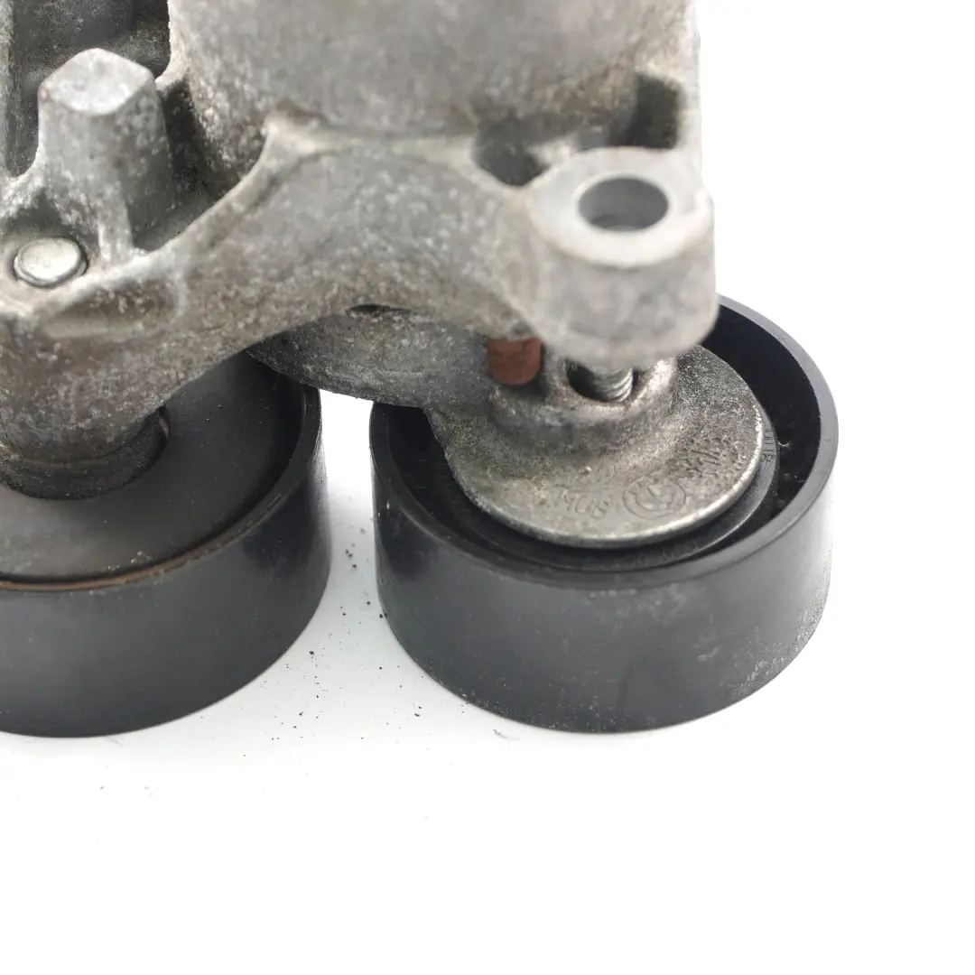 N47N N57N Napinacz Paska Wielorowkowego do BMW E90 F01 F10 LCI o numerze 7823199 BMW E90 F01 F10 LCI N47N N57N Napinacz Paska Wielorowkowego - SKU 7823199-1 - Numer Części 7823199