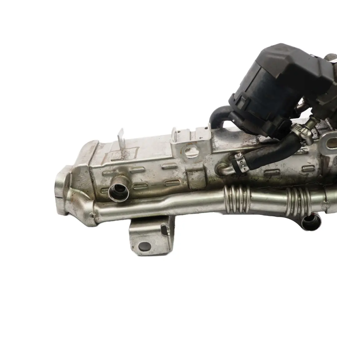 BMW F10 F11 F20 F21 F30 F31 F32 Motor EGR Refrigerador De Escape - SKU 7823210 - Número de pieza 8476993