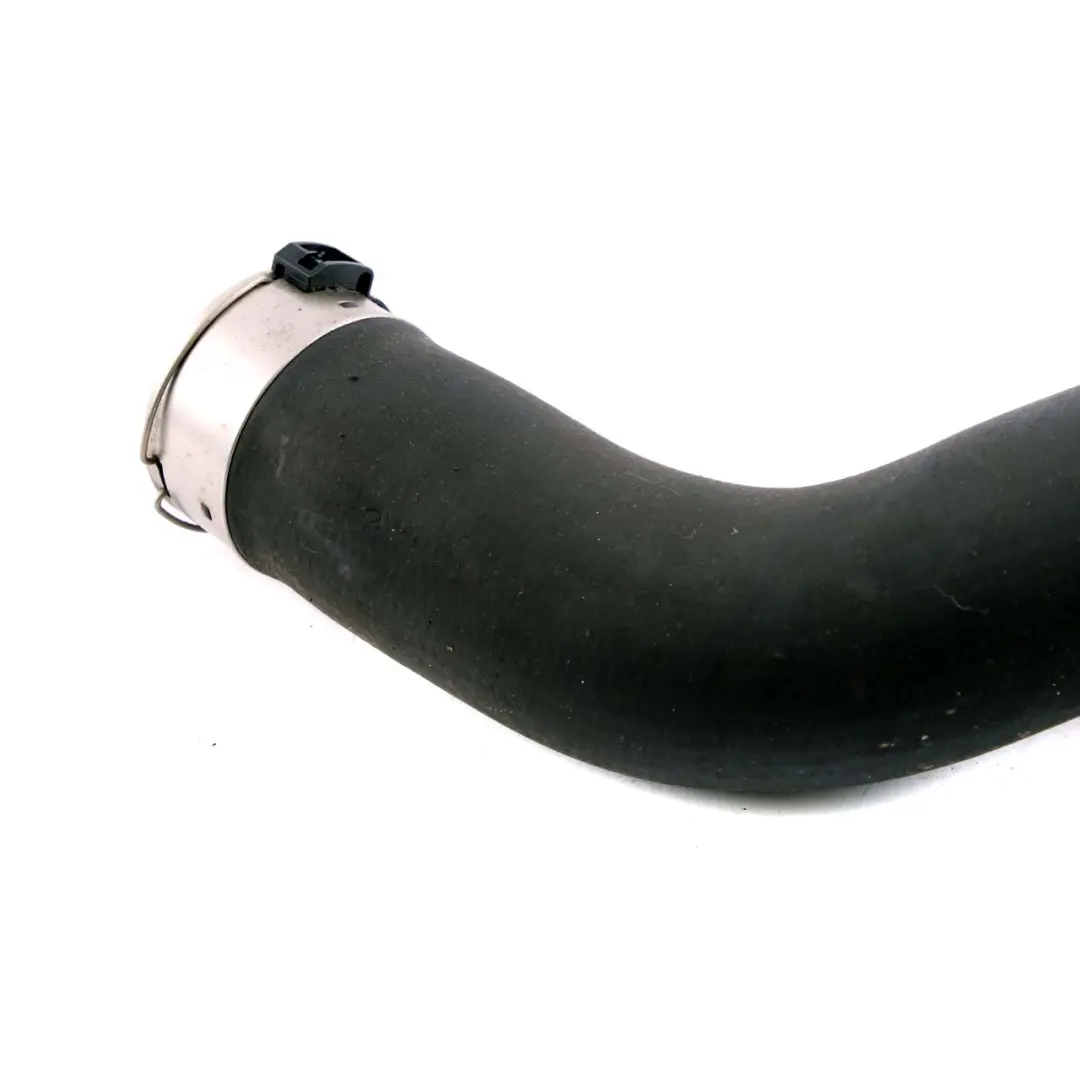 N57N Przewód Wąż Rura Intercoolera do BMW F30 F31 F32 o numerze 7823233 BMW F30 F31 F32 N57N Przewód Wąż Rura Intercoolera - SKU 7823233 - Numer Części 7823233