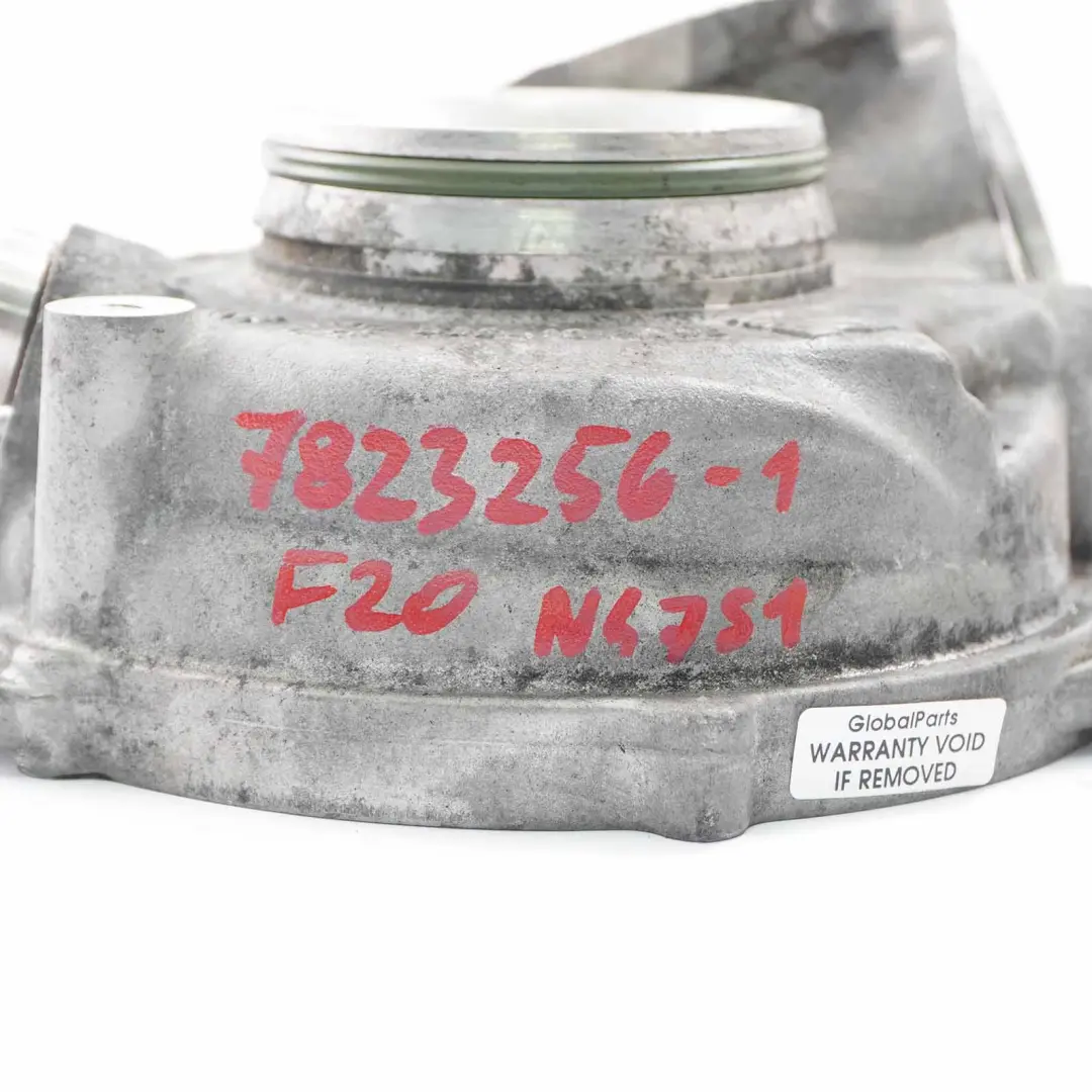 Parte Turbo BMW F10 F20 F30 N47S1 Coperchio Alloggiamento Caricatore per con numero di parte 7823256 Parte Turbo BMW F10 F20 F30 N47S1 Coperchio Alloggiamento Caricatore - SKU 7823256-1 - Numero di parte 7823256