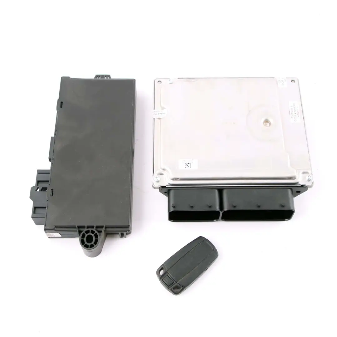 BMW E87 E90 N47 120d 320d Komputer Silnika - SKU 7823420-2 - Numer Części 7823420