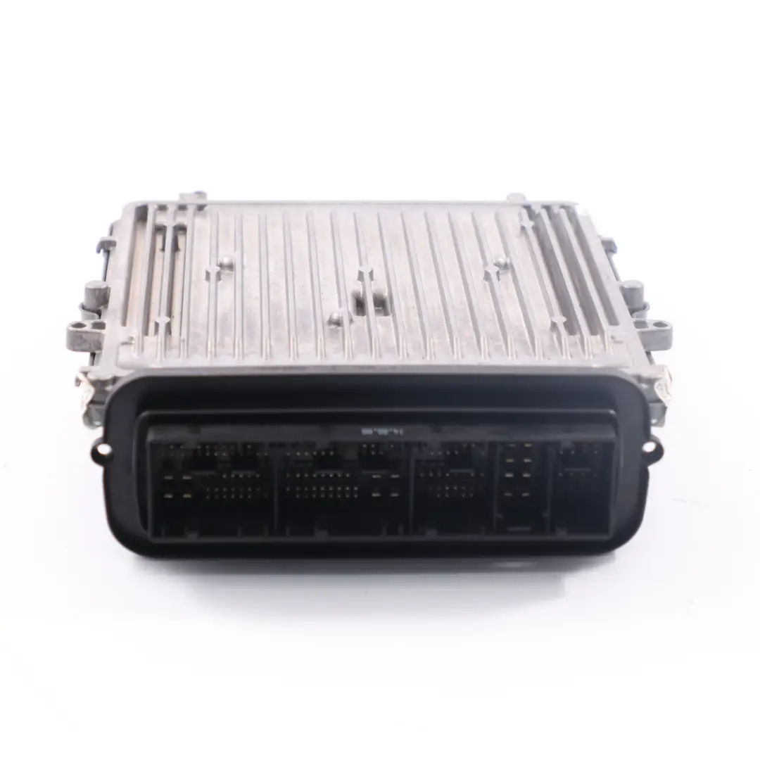 N57 245HP ECU Unidad de Motor DDE Manual para BMW E90 E91 LCI E92 330d Diesel con número de pieza 7823973 BMW E90 E91 LCI E92 330d Diesel N57 245HP ECU Unidad de Motor DDE Manual - SKU 7823973-4 - Número de pieza 7823973