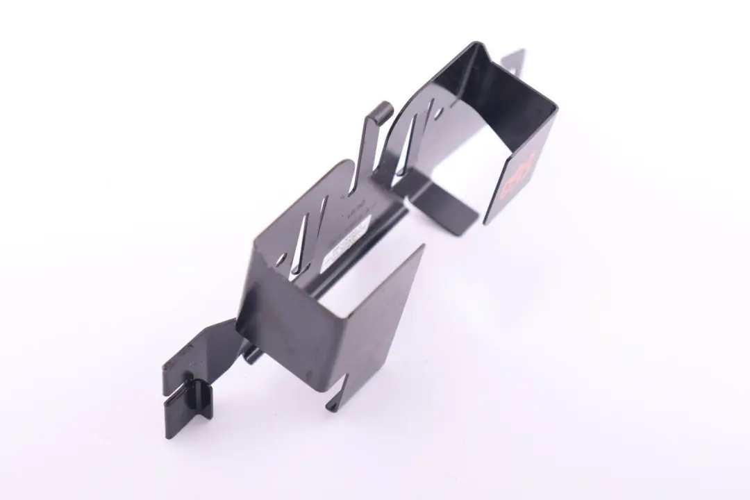 Sterownik EDC-K uchwyt do BMW E60 E61 E63 E64 M5 M6 o numerze 7835872 BMW E60 E61 E63 E64 M5 M6 Sterownik EDC-K uchwyt - SKU 7835872 - Numer Części 7835872