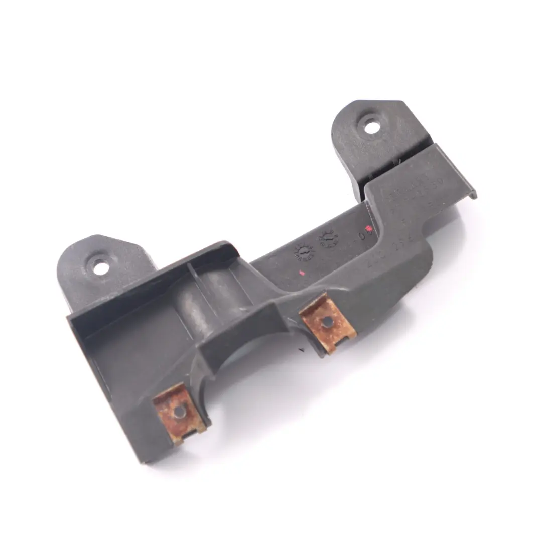 Duct Bracket BMW E81 E87 M Sport Front Bumper Right O/S Mount Holder to Air with Part number 7836704 Air Duct Bracket BMW E81 E87 M Sport Front Bumper Right O/S Mount Holder - SKU 7836704 - Part number 7836704