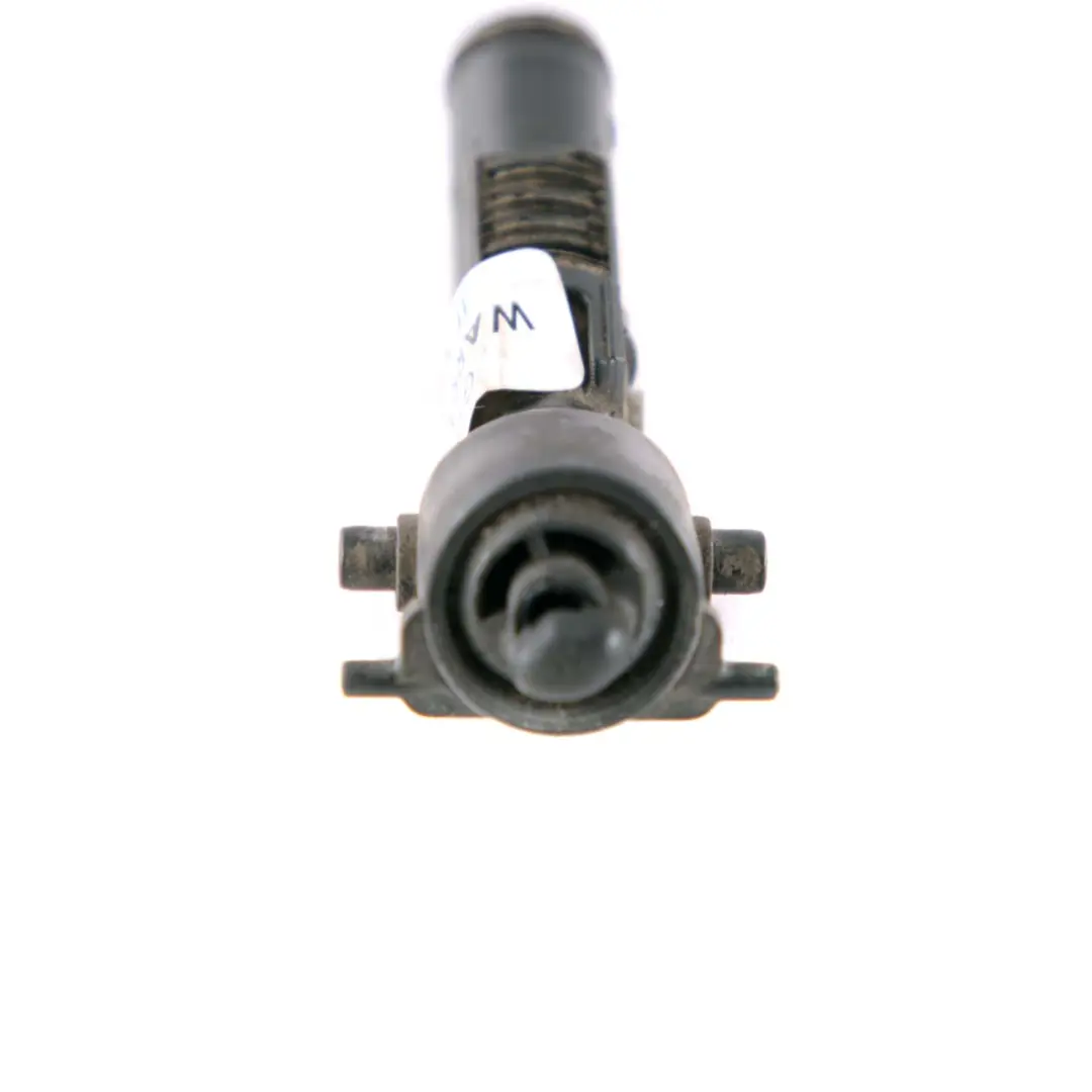 Headlight Washer Nozzle Front Right O/S to BMW 1 Series E81 E82 E87 with Part number 7837310 BMW 1 Series E81 E82 E87 Headlight Washer Nozzle Front Right O/S - SKU 7837310 - Part number 7837310