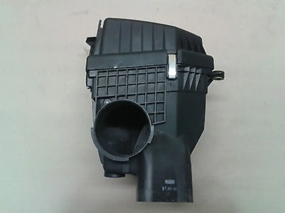 Intake Silencer Left N/S to BMW 5 6 Series E60 M5 E61N E63 E64 M6 with Part number 7834500 BMW 5 6 Series E60 M5 E61N E63 E64 M6 Intake Silencer Left N/S - SKU 7839022 - Part number 7834500