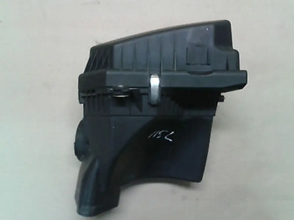 Ansauggeräuschdämpfer Links für BMW 5 6 er E60 M5 E61N E63 E64 M6 mit Teilenummer 7834500 BMW 5 6 er E60 M5 E61N E63 E64 M6 Ansauggeräuschdämpfer Links - SKU 7839022 - Teilenummer 7834500