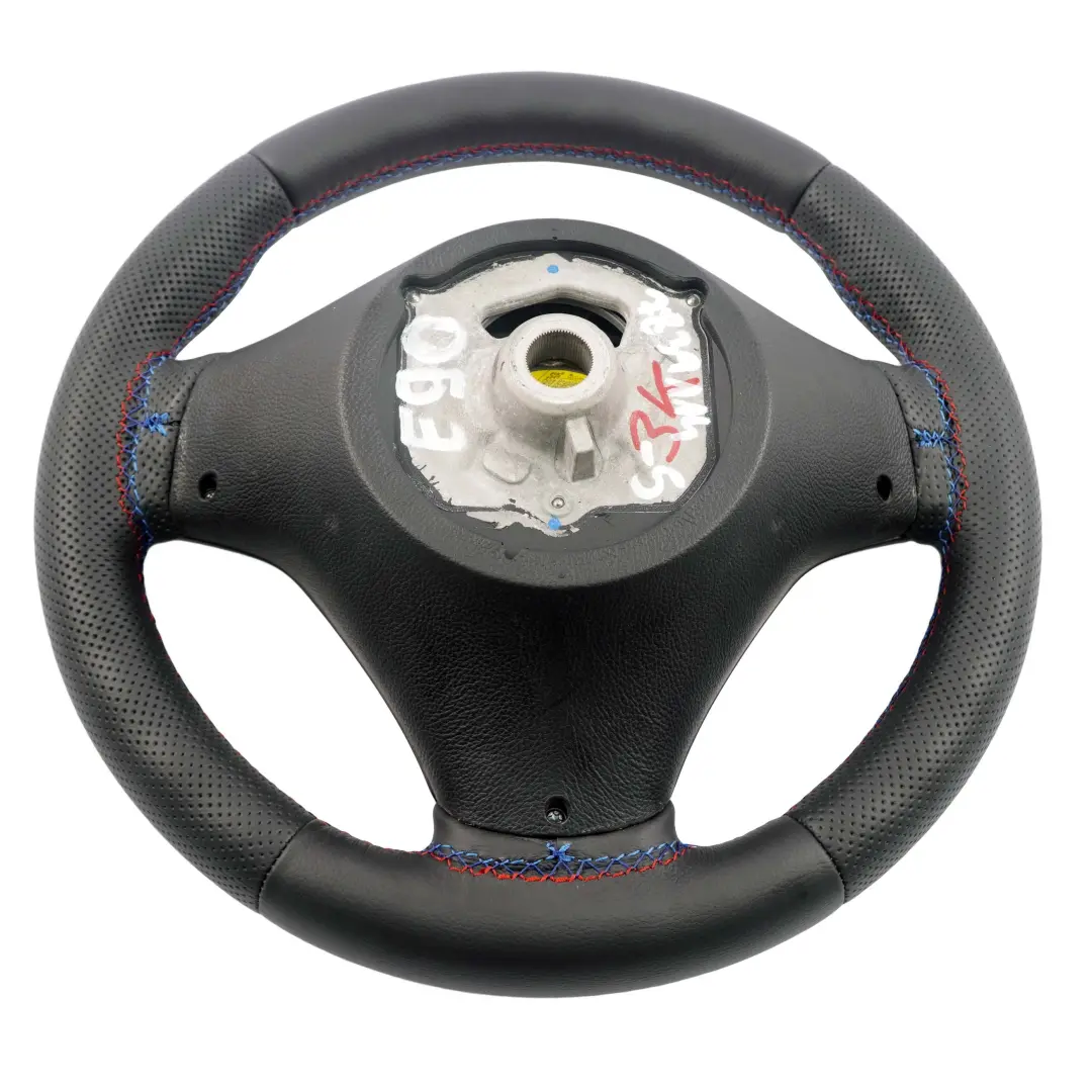 NUOVA Pelle Nera M-Sport Volante Denso per BMW E81 E82 E87 E90 E91 E92 E93 con numero di parte 7839114 BMW E81 E82 E87 E90 E91 E92 E93 NUOVA Pelle Nera M-Sport Volante Denso - SKU 7839114-5-SET - Numero di parte 7839114