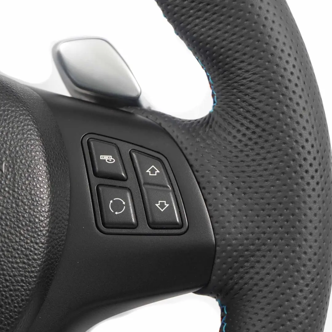 NUEVO cuero M-Sport grueso volante Paddle Shift para BMW E87 E90 E91 E92 con número de pieza 7839115 BMW E87 E90 E91 E92 NUEVO cuero M-Sport grueso volante Paddle Shift - SKU 7839115-SET - Número de pieza 7839115