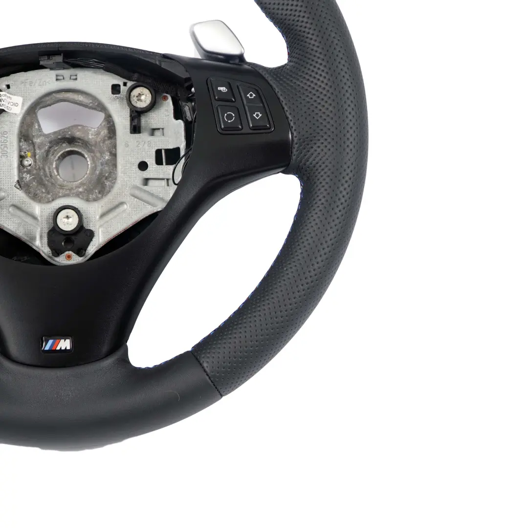 Nuova Pelle Nera M-SPORT Volante Spesso Leve del Cambio per BMW E81 E87 E90 E91 E92 con numero di parte 7839115 BMW E81 E87 E90 E91 E92 Nuova Pelle Nera M-SPORT Volante Spesso Leve del Cambio - SKU 7839115 - Numero di parte 7839115