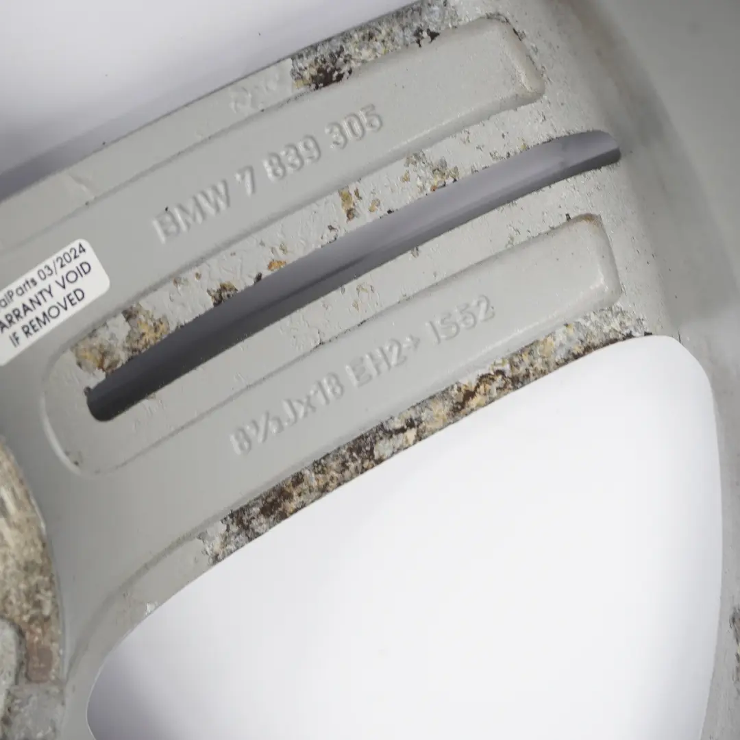 Jante en alliage leger 18" M Double Spoke 208 8,5J pour BMW 1 Serie E81 E87 à propos du numéro de pièce 7839305 BMW 1 Serie E81 E87 Jante en alliage leger 18" M Double Spoke 208 8,5J - SKU 7839305-8 - Numéro de pièce 7839305