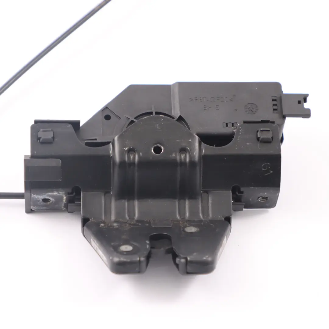 Couvercle Coffre Coffre Verrouillage hayon Loquet arrière pour BMW E88 à propos du numéro de pièce 7840617 BMW E88 Couvercle Coffre Coffre Verrouillage hayon Loquet arrière - SKU 7840617-5 - Numéro de pièce 7840617