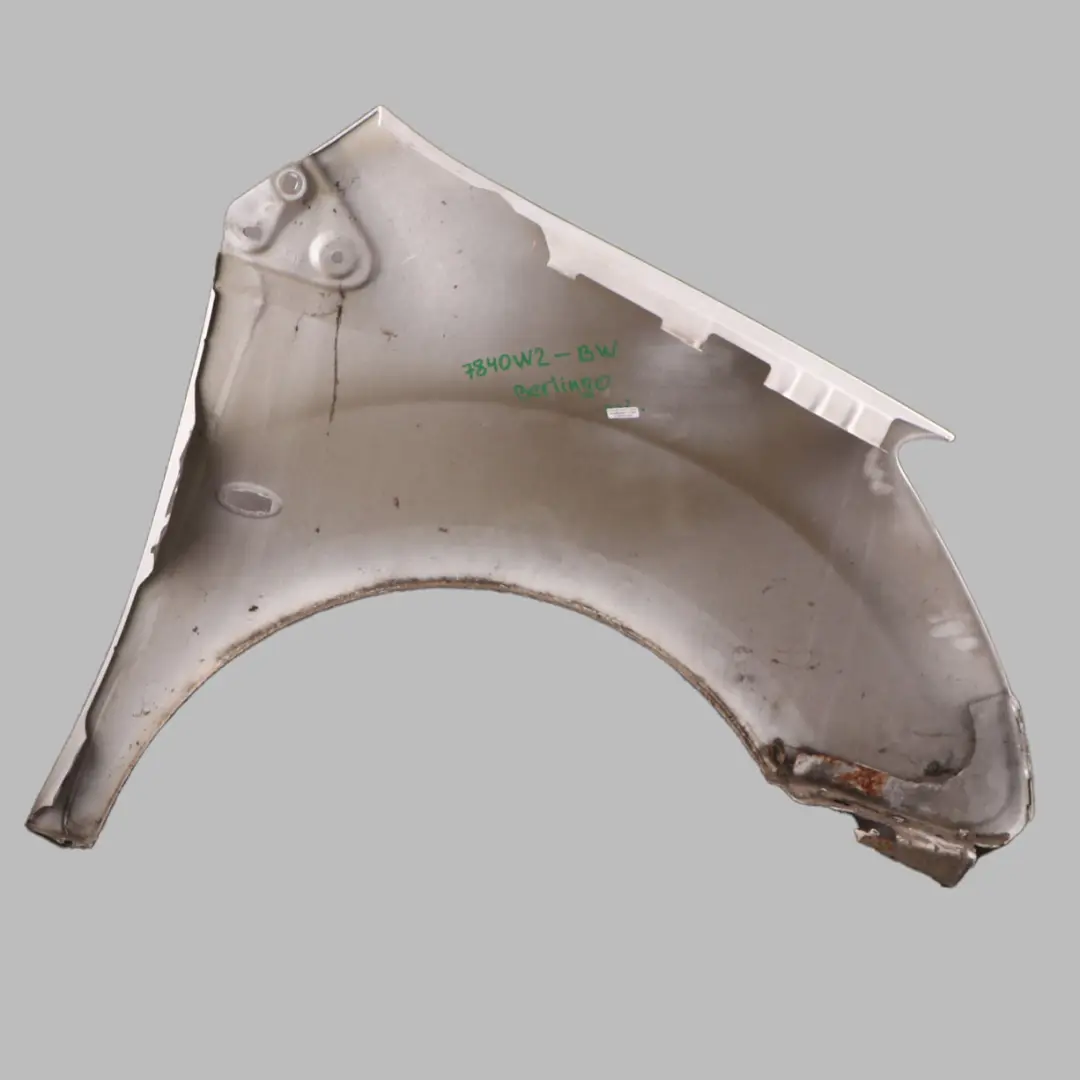Citroen Berlingo B9 Panneau latéral de l'aile avant gauche Banquise Blanche EWP pour à propos du numéro de pièce 7840W2 Citroen Berlingo B9 Panneau latéral de l'aile avant gauche Banquise Blanche EWP - SKU 7840W2-BW - Numéro de pièce 7840W2