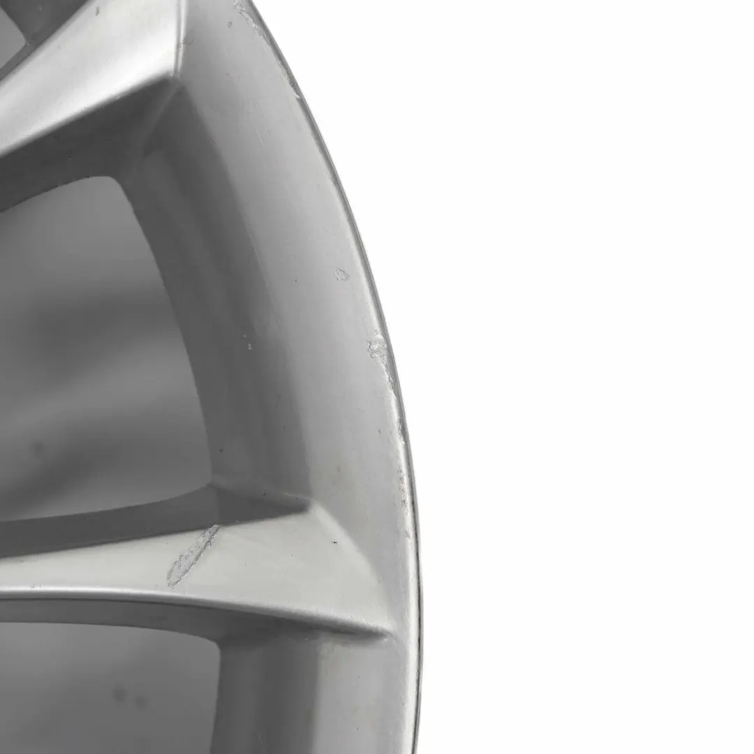 Felga Aluminiowa 19" 8,5J do BMW F01 F02 F07 o numerze 7841819 BMW F01 F02 F07 Felga Aluminiowa 19" 8,5J - SKU 7841819-1 - Numer Części 7841819