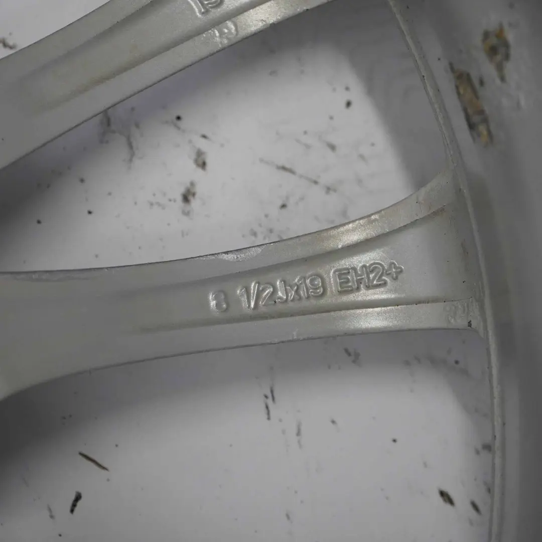 Cerchio ruota BMW F01 F02 F07 lega d'argento 19" V Spoke 302 8,5J ET:25 per con numero di parte 7841819 Cerchio ruota BMW F01 F02 F07 lega d'argento 19" V Spoke 302 8,5J ET:25 - SKU 7841819-2 - Numero di parte 7841819