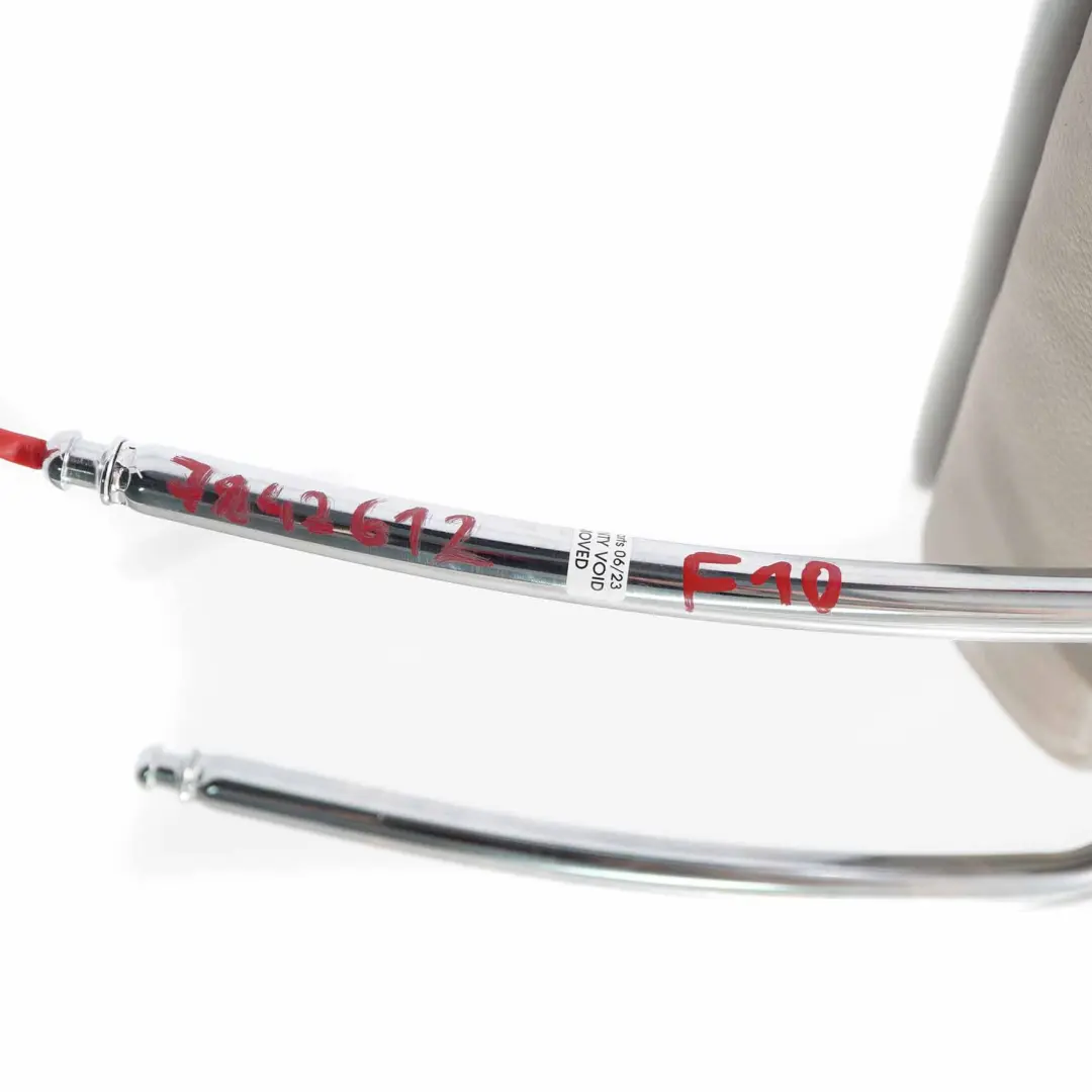 Appui-tête siège avant BMW F10 F11 Electrique Gauche Droite Cuir Oyster pour à propos du numéro de pièce 7842612 Appui-tête siège avant BMW F10 F11 Electrique Gauche Droite Cuir Oyster - SKU 7842612 - Numéro de pièce 7842612