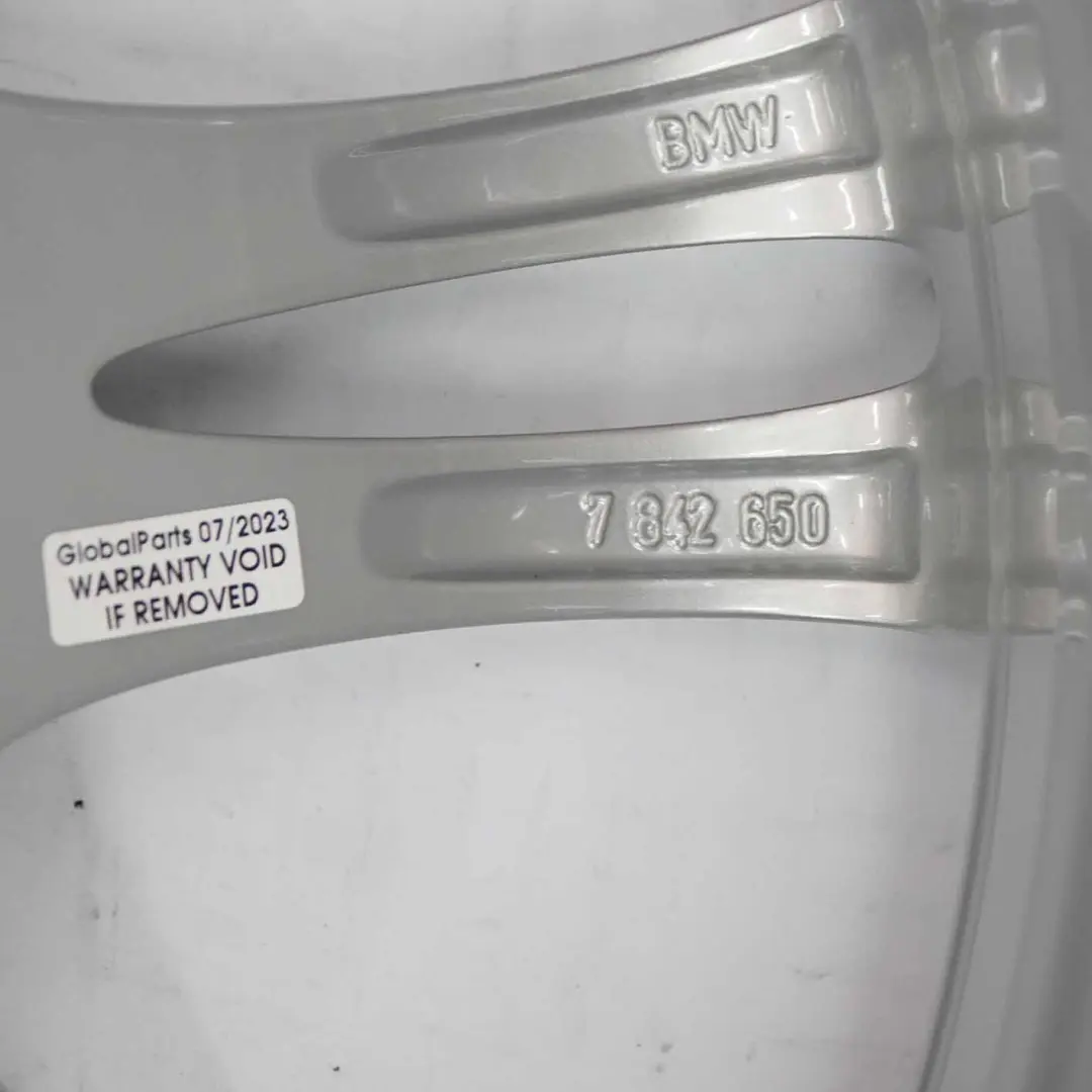 Alloy Rim M Double Spoke 350 8J 18" ET:30 to BMW F10 F11 F12 Silver Wheel with Part number 7842650 BMW F10 F11 F12 Silver Wheel Alloy Rim M Double Spoke 350 8J 18" ET:30 - SKU 7842650 - Part number 7842650