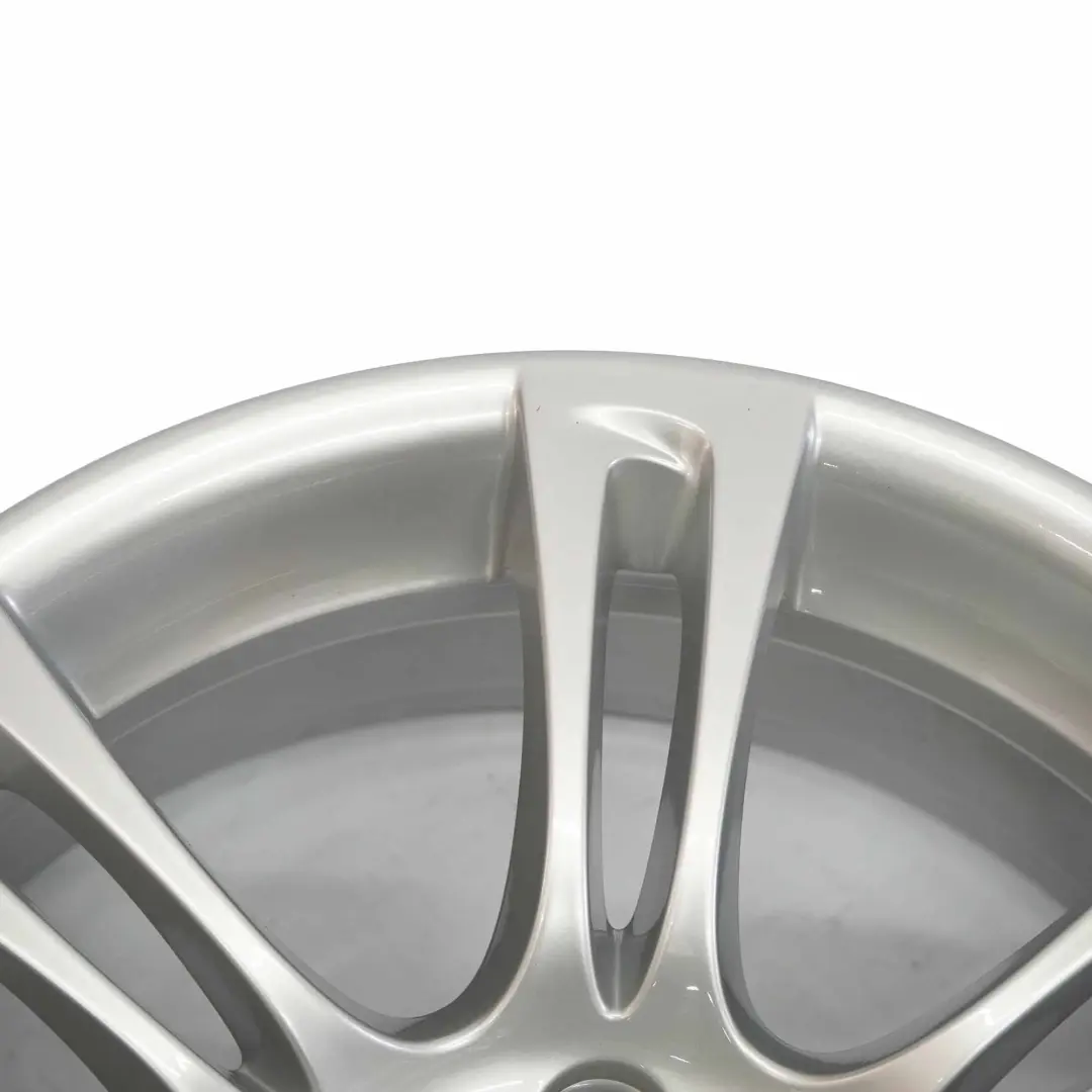Alloy Rim M Double Spoke 350 8J 18" ET:30 to BMW F10 F11 F12 Silver Wheel with Part number 7842650 BMW F10 F11 F12 Silver Wheel Alloy Rim M Double Spoke 350 8J 18" ET:30 - SKU 7842650 - Part number 7842650