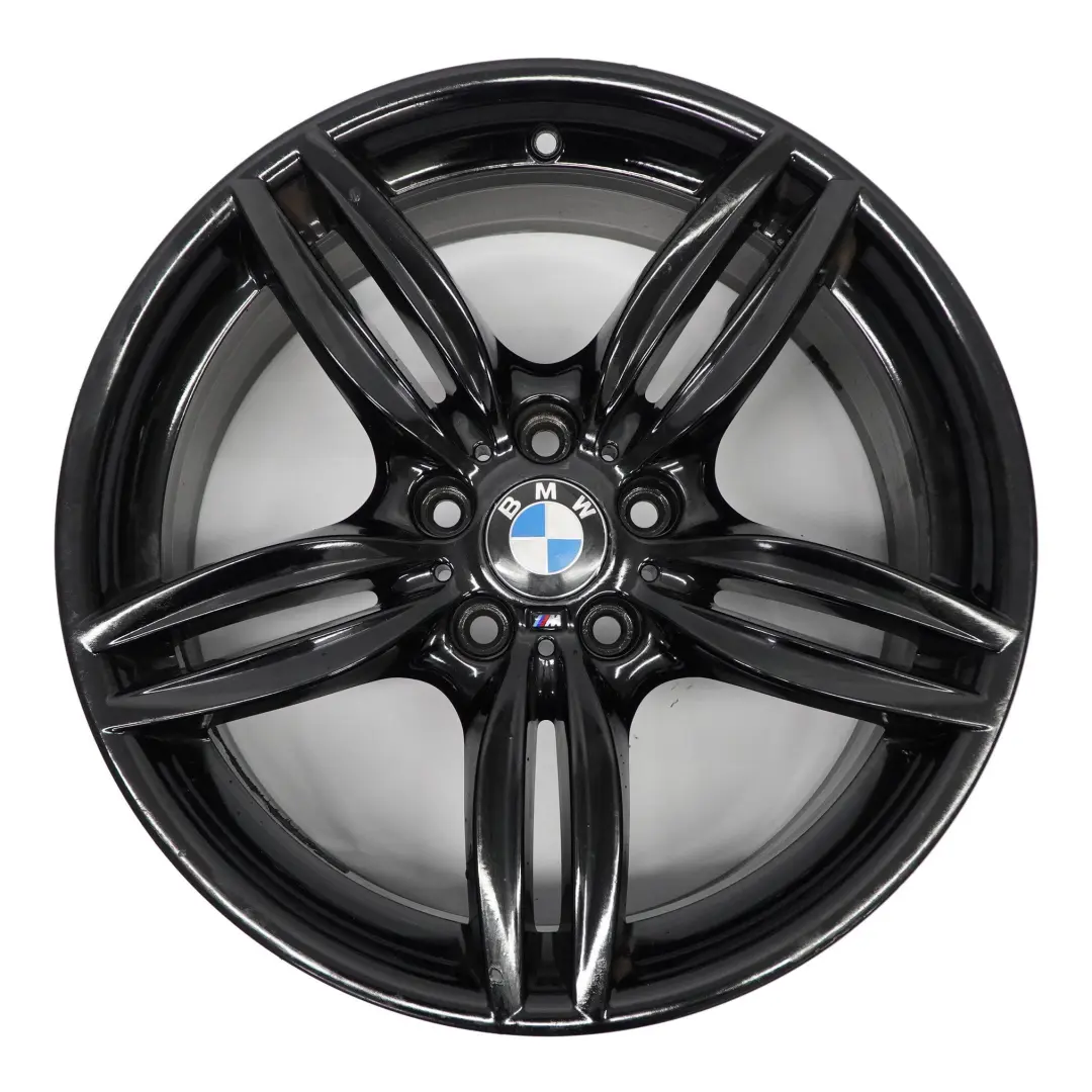 Cerchio posteriore nero lega M Doppie razze 351 9J 19" ET:44 per BMW F10 F12 con numero di parte 7842653 BMW F10 F12 Cerchio posteriore nero lega M Doppie razze 351 9J 19" ET:44 - SKU 7842653-2 - Numero di parte 7842653