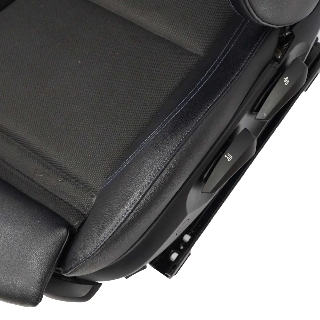 Sedile Anteriore Sinistro Panno Finta Pelle Filo Blu Flashpoint per BMW E87 Sport con numero di parte 7842723 BMW E87 Sport Sedile Anteriore Sinistro Panno Finta Pelle Filo Blu Flashpoint - SKU 7842723-1 - Numero di parte 7842723