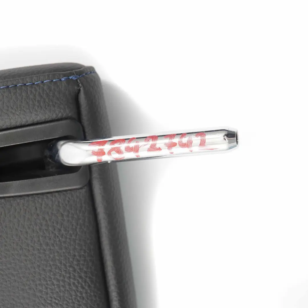  Sitzkopfstütze BMW E90 E91 LCI Hintere Rückenlehne Mittlere Leder Schwarz - SKU 7842742 - Teilenummer 7842742