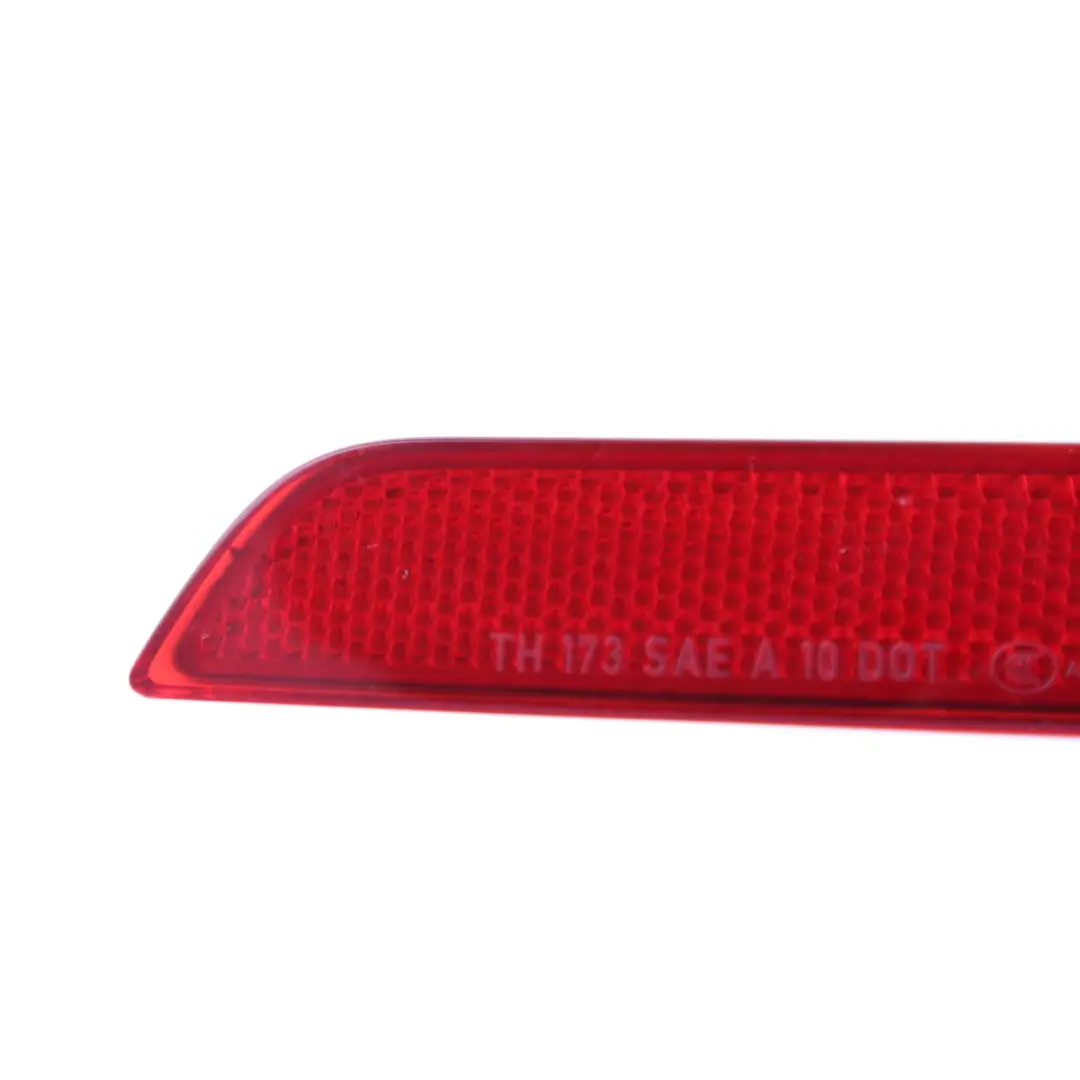 Pare-chocs arrière Réflecteur droit Côté pour BMW F10 LCI M Sport à propos du numéro de pièce 7842956 BMW F10 LCI M Sport Pare-chocs arrière Réflecteur droit Côté - SKU 7842956 - Numéro de pièce 7842956