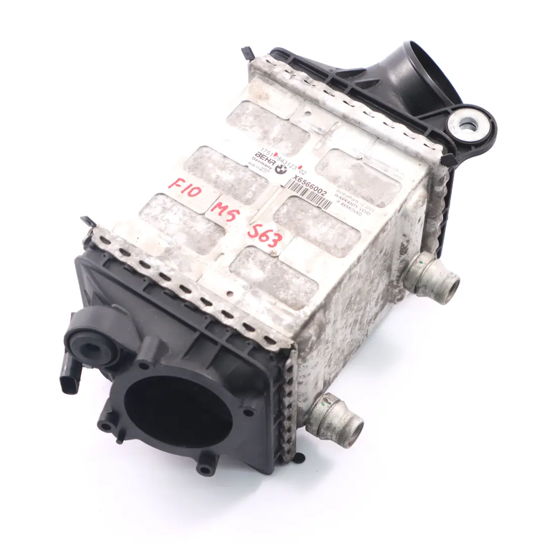S63N Intercooler Enfriador de aire de carga Radiador Cil. 5-8 para BMW F10 M5 con número de pieza 7843123 BMW F10 M5 S63N Intercooler Enfriador de aire de carga Radiador Cil. 5-8 - SKU 7843123 - Número de pieza 7843123