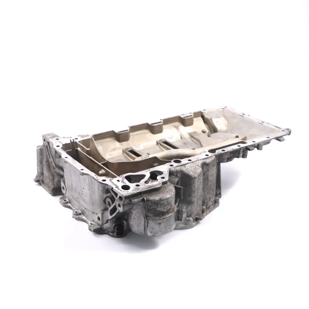 BMW F10 M5 F12 F13 M6 S63N Petrol Engine Oil Sump Pan Upper Part 7843143 - SKU 7843141 - Part number 7843141