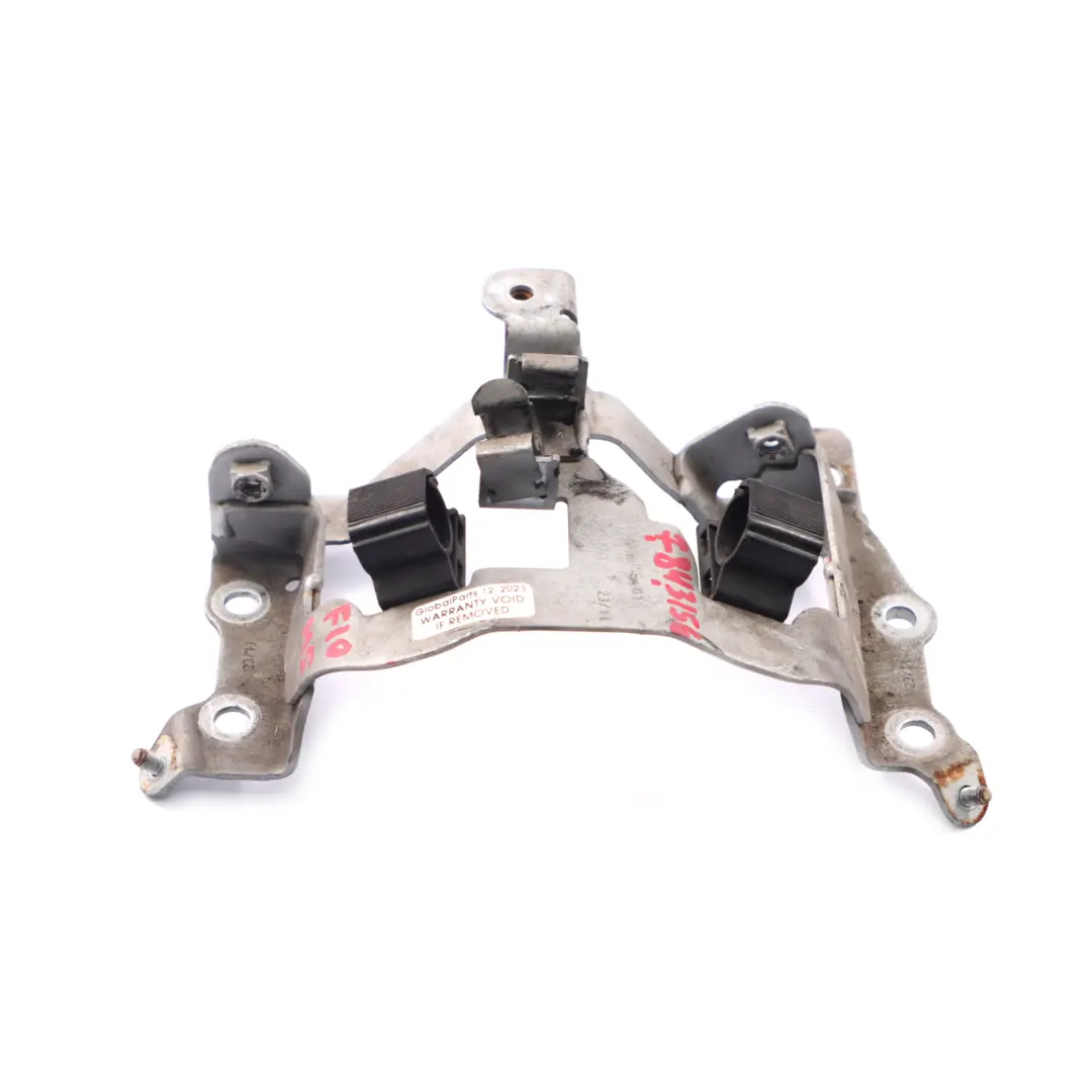 Holder Cooling System Auxiliary Water Pump Bracket to BMW F10 M5 F12 F13 M6 with Part number 7843156 BMW F10 M5 F12 F13 M6 Holder Cooling System Auxiliary Water Pump Bracket - SKU 7843156 - Part number 7843156