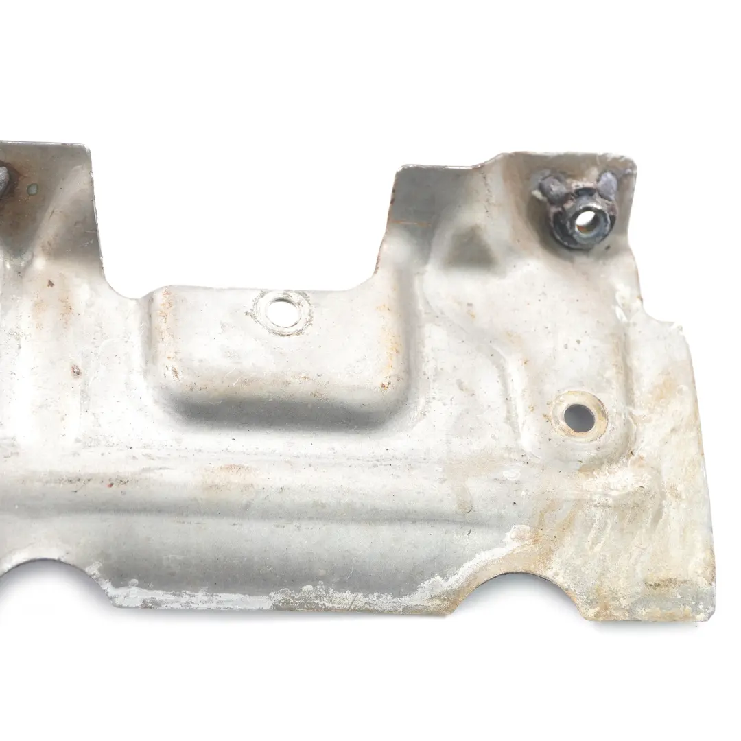 S63N Osłona Termiczna Turbosprężarki Lewa Cyl.5-8 do BMW F10 M5 o numerze 7843157 BMW F10 M5 S63N Osłona Termiczna Turbosprężarki Lewa Cyl.5-8 - SKU 7843157 - Numer Części 7843157