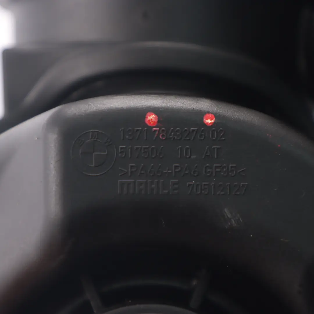 Admisión Conducto Silenciador Cil. 5-8 para BMW F10 M5 F12 F13 M6 con número de pieza 7843276 BMW F10 M5 F12 F13 M6 Admisión Conducto Silenciador Cil. 5-8 - SKU 7843276 - Número de pieza 7843276