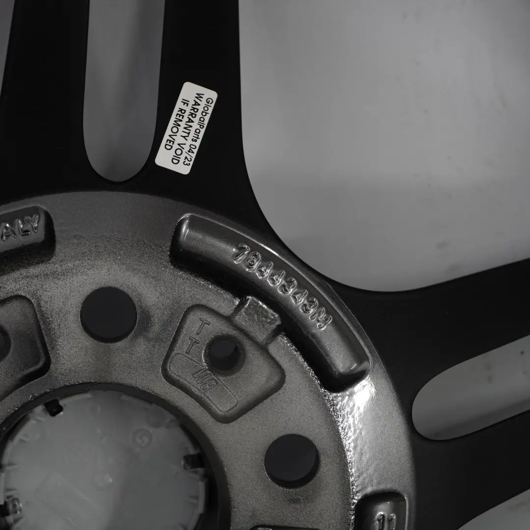 Roue en alliage 19" 8J ET:37 M Double Spoke 313 pour BMW E90 E91 E92 à propos du numéro de pièce 7844343 BMW E90 E91 E92 Roue en alliage 19" 8J ET:37 M Double Spoke 313 - SKU 7844343-2 - Numéro de pièce 7844343