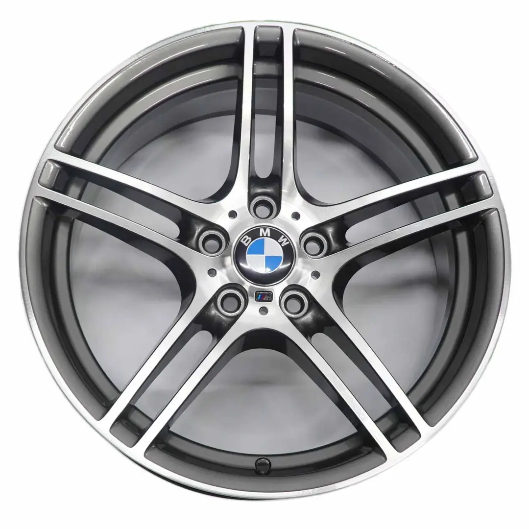 Komplettes Ferricgrey 4x Alu Felge Alufelge 19" M Doppelspeiche 313 für BMW E90 E91 mit Teilenummer 7845882/7845883 BMW E90 E91 Komplettes Ferricgrey 4x Alu Felge Alufelge 19" M Doppelspeiche 313 - SKU 7844343/7844344 - Teilenummer 7845882/7845883