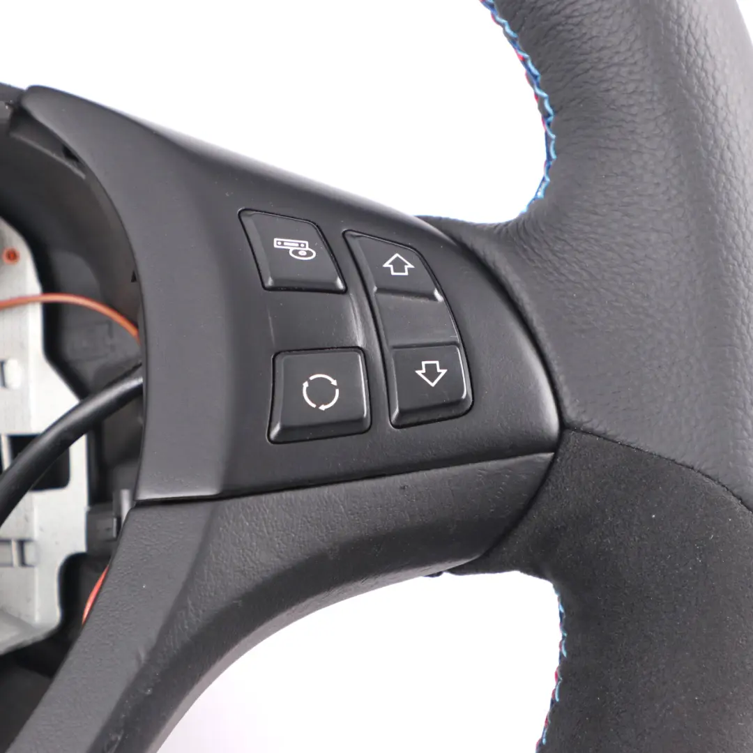 BMW X5 E70 NEUF Noir Cuir / Alcantara M Sport Volant Sport M-tricolore Fils - SKU 7844566-3 - Numéro de pièce 7844566