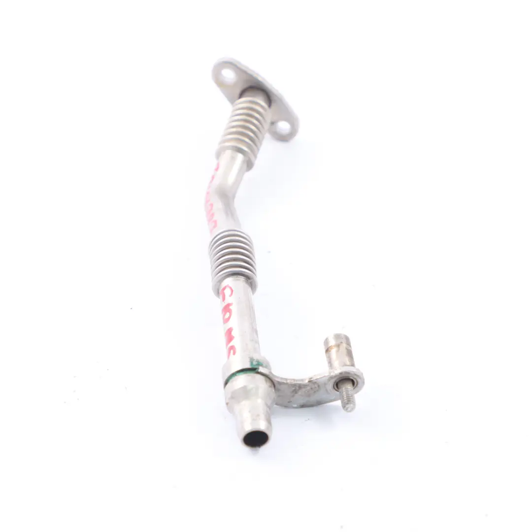 S63 Przewód Oleju Turbosprężarki 5-8 Cyl do BMW F10 M5 F13 M6 X5 E70 o numerze 7844987 BMW F10 M5 F13 M6 X5 E70 S63 Przewód Oleju Turbosprężarki 5-8 Cyl - SKU 7844987 - Numer Części 7844987