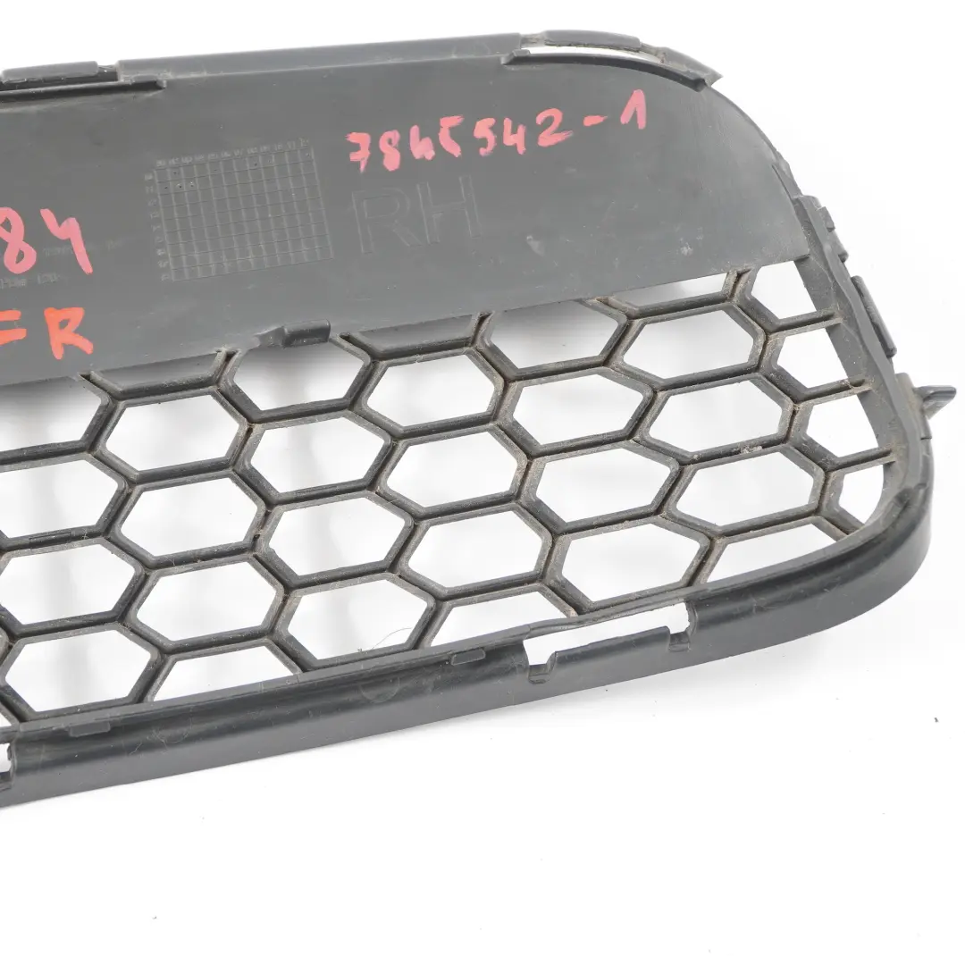 Paraurti anteriore griglia parzialmente aperta Destra per BMW E84 M Sport con numero di parte 7845542 BMW E84 M Sport Paraurti anteriore griglia parzialmente aperta Destra - SKU 7845542-1 - Numero di parte 7845542